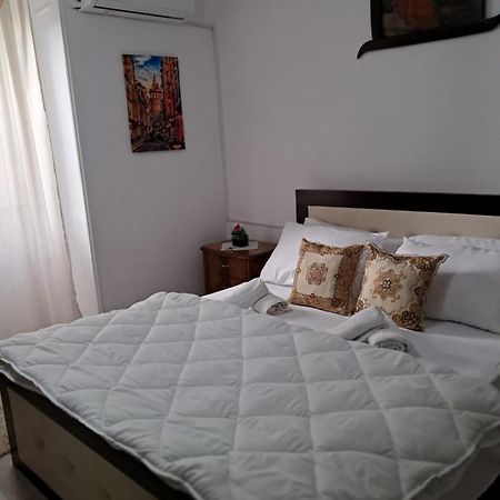 Olivia Guesthouse Gjirokastër 外观 照片