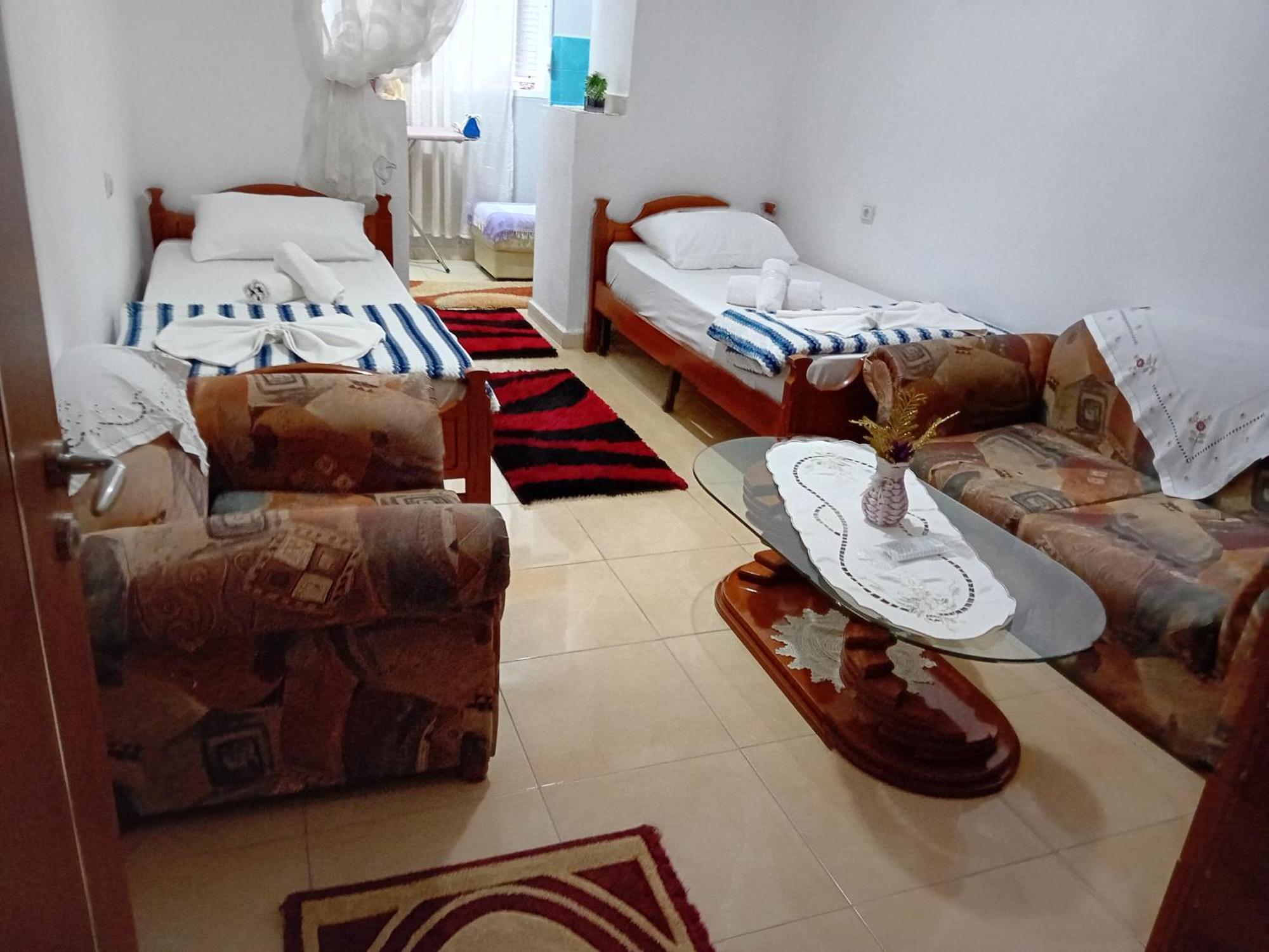 Olivia Guesthouse Gjirokastër 外观 照片