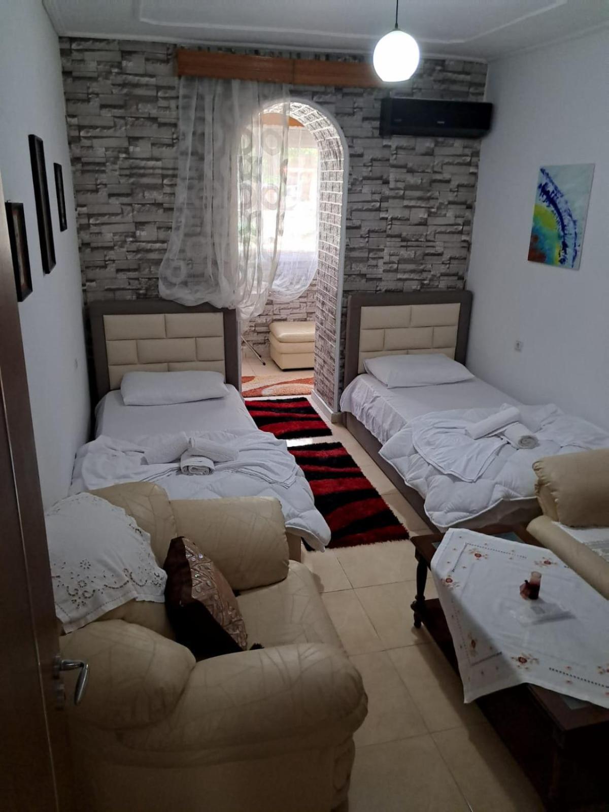 Olivia Guesthouse Gjirokastër 外观 照片